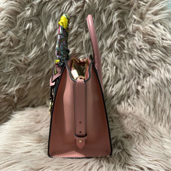 Michael Kors Bag - Picture 4 of 8